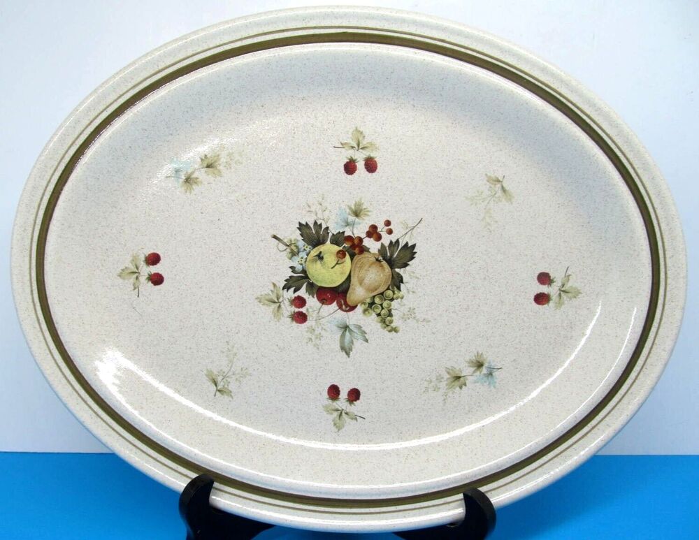 Royal Doulton Cornwall Vintage 13" Serving Platter Excellent Condition